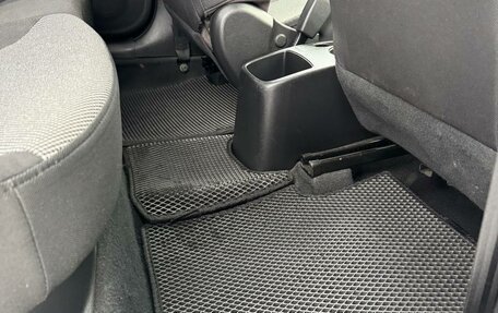 Hyundai Solaris II рестайлинг, 2012 год, 950 000 рублей, 19 фотография