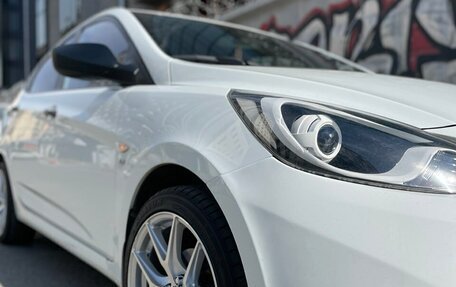 Hyundai Solaris II рестайлинг, 2012 год, 950 000 рублей, 28 фотография