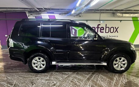 Mitsubishi Pajero IV, 2014 год, 1 870 000 рублей, 4 фотография