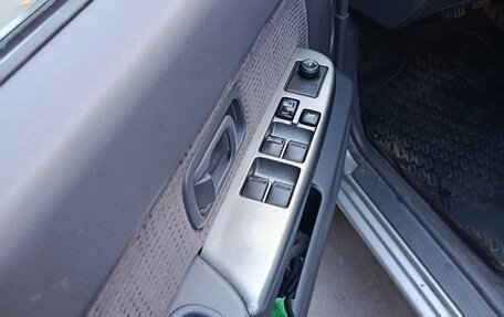 Nissan NP300, 2012 год, 1 300 000 рублей, 10 фотография