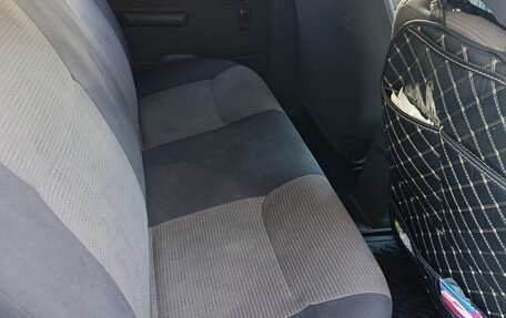 Nissan NP300, 2012 год, 1 300 000 рублей, 5 фотография