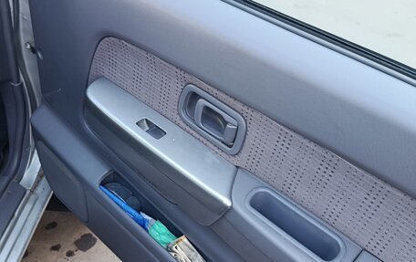 Nissan NP300, 2012 год, 1 300 000 рублей, 6 фотография