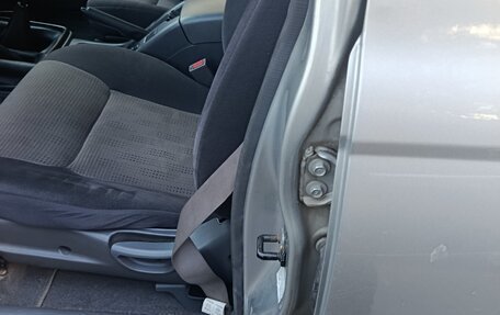 Nissan NP300, 2012 год, 1 300 000 рублей, 13 фотография