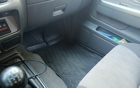 Nissan NP300, 2012 год, 1 300 000 рублей, 18 фотография