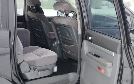 SsangYong Rodius I, 2011 год, 900 000 рублей, 10 фотография