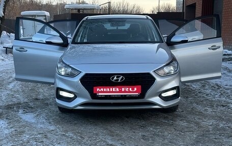 Hyundai Solaris II рестайлинг, 2017 год, 1 250 000 рублей, 4 фотография