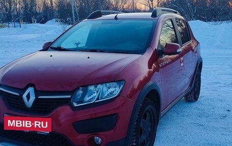 Renault Sandero II рестайлинг, 2016 год, 800 000 рублей, 2 фотография