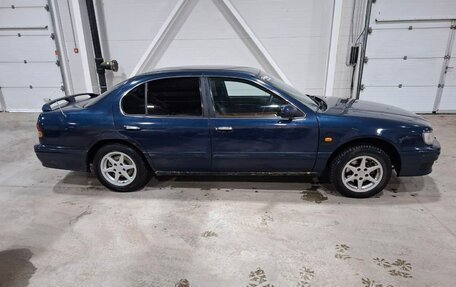 Nissan Maxima IV, 1995 год, 300 000 рублей, 3 фотография