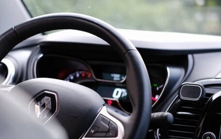 Renault Kaptur I рестайлинг, 2021 год, 1 630 000 рублей, 10 фотография