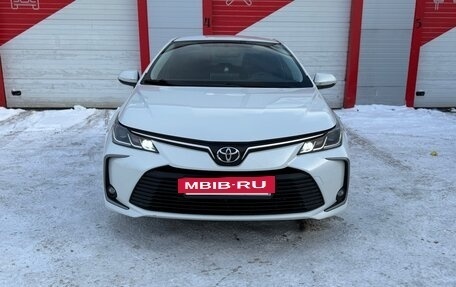 Toyota Corolla, 2019 год, 2 000 000 рублей, 2 фотография
