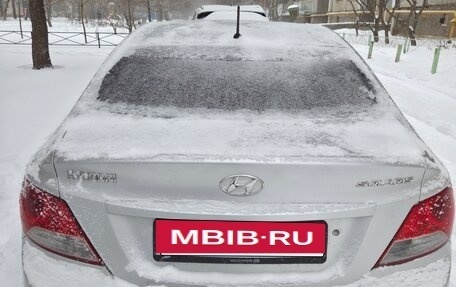 Hyundai Solaris II рестайлинг, 2011 год, 549 000 рублей, 3 фотография