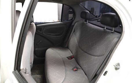 Toyota Platz, 1999 год, 429 000 рублей, 7 фотография