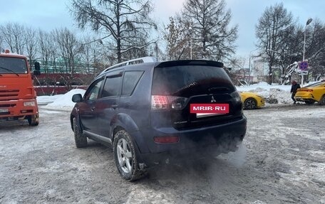 Mitsubishi Outlander III рестайлинг 3, 2008 год, 800 000 рублей, 5 фотография