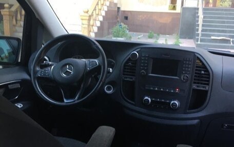 Mercedes-Benz Vito, 2019 год, 5 000 000 рублей, 6 фотография