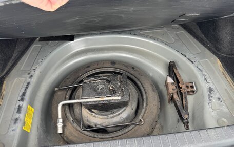 Toyota Corolla, 2004 год, 650 000 рублей, 12 фотография