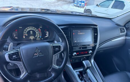 Mitsubishi Pajero Sport III рестайлинг, 2021 год, 3 400 000 рублей, 4 фотография