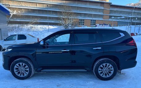 Mitsubishi Pajero Sport III рестайлинг, 2021 год, 3 400 000 рублей, 6 фотография