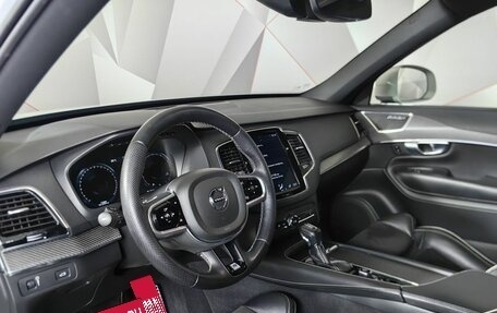 Volvo XC90 II рестайлинг, 2017 год, 3 635 000 рублей, 19 фотография