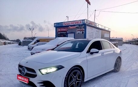 Mercedes-Benz A-Класс, 2021 год, 4 400 000 рублей, 1 фотография