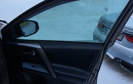 Toyota RAV4, 2017 год, 3 400 000 рублей, 15 фотография