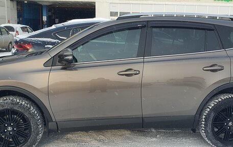 Toyota RAV4, 2017 год, 3 400 000 рублей, 31 фотография