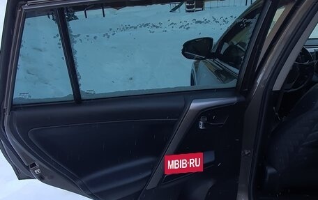 Toyota RAV4, 2017 год, 3 400 000 рублей, 20 фотография