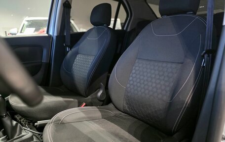 Renault Logan II, 2015 год, 799 000 рублей, 9 фотография