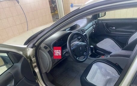 Renault Laguna II, 2001 год, 550 000 рублей, 3 фотография