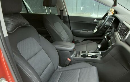 KIA Sportage IV рестайлинг, 2020 год, 2 300 000 рублей, 5 фотография