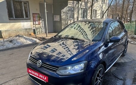 Volkswagen Polo VI (EU Market), 2010 год, 850 000 рублей, 3 фотография