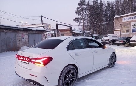 Mercedes-Benz A-Класс, 2021 год, 4 400 000 рублей, 2 фотография