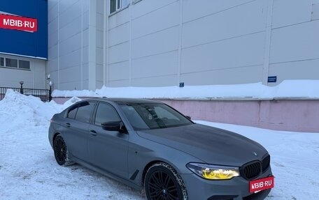 BMW 5 серия, 2018 год, 3 070 000 рублей, 2 фотография