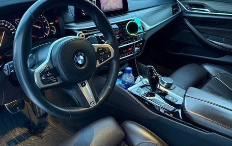BMW 5 серия, 2018 год, 3 070 000 рублей, 18 фотография