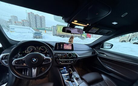 BMW 5 серия, 2018 год, 3 070 000 рублей, 19 фотография