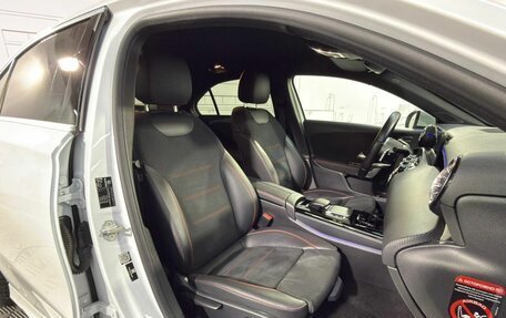 Mercedes-Benz A-Класс, 2021 год, 2 450 000 рублей, 22 фотография