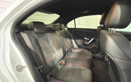 Mercedes-Benz A-Класс, 2021 год, 2 450 000 рублей, 24 фотография