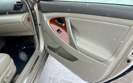 Toyota Camry, 2008 год, 1 300 000 рублей, 9 фотография