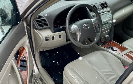 Toyota Camry, 2008 год, 1 300 000 рублей, 11 фотография