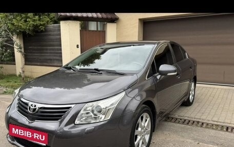 Toyota Avensis III рестайлинг, 2010 год, 1 200 000 рублей, 29 фотография