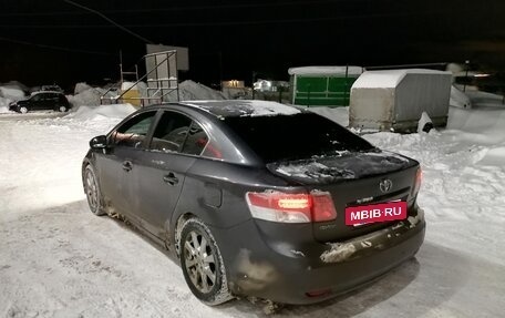 Toyota Avensis III рестайлинг, 2010 год, 1 200 000 рублей, 32 фотография