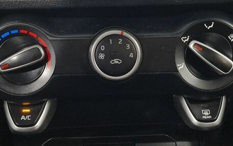 KIA Rio IV, 2018 год, 1 320 000 рублей, 17 фотография