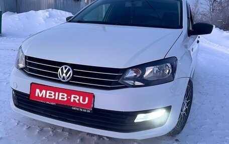 Volkswagen Polo VI (EU Market), 2019 год, 1 000 000 рублей, 1 фотография