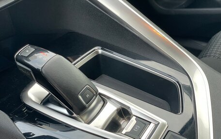 Peugeot 3008 II, 2019 год, 1 640 000 рублей, 13 фотография