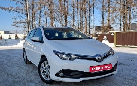 Toyota Auris II, 2017 год, 1 370 000 рублей, 4 фотография