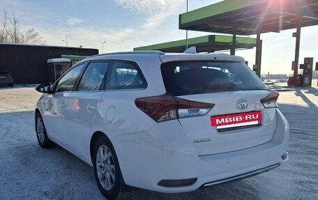 Toyota Auris II, 2017 год, 1 370 000 рублей, 7 фотография