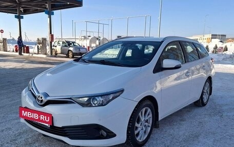 Toyota Auris II, 2017 год, 1 370 000 рублей, 9 фотография