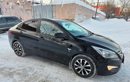 Hyundai Solaris II рестайлинг, 2015 год, 1 038 000 рублей, 3 фотография