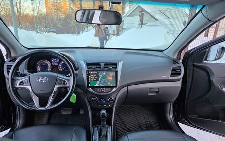 Hyundai Solaris II рестайлинг, 2015 год, 1 038 000 рублей, 12 фотография