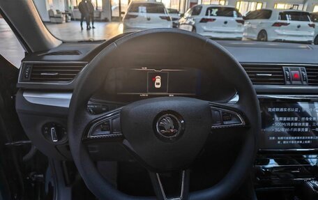 Skoda Superb III рестайлинг, 2026 год, 2 550 000 рублей, 7 фотография