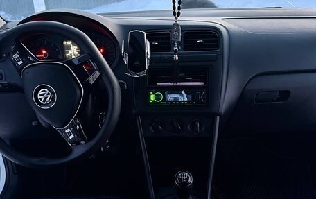 Volkswagen Polo VI (EU Market), 2019 год, 1 000 000 рублей, 11 фотография